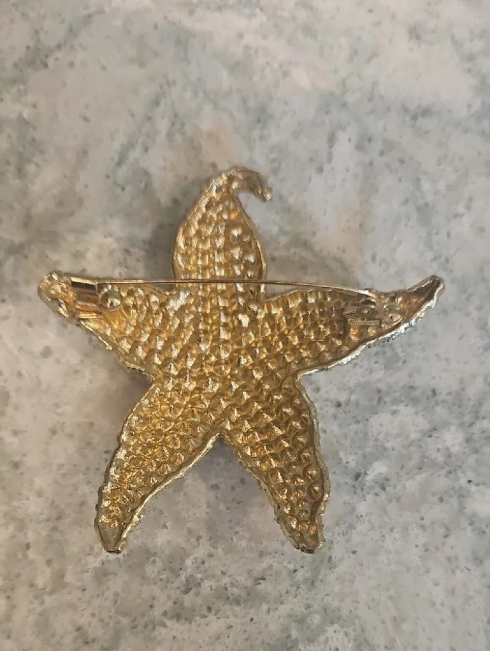 NWT Pearl & Crystal Starfish Hair Clip - Gold Tone